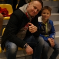 Když dobrovolně strčíš hlavu pod gilotinu, tak se nediv